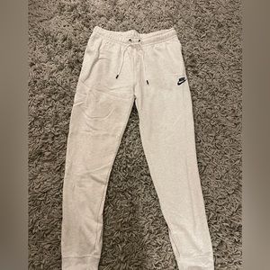 Nike NEW Sweatpants
